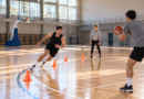 Carreras curvas: técnica y aplicaciones en deportes de equipo
